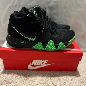 Nike Kyrie 4 Halloween